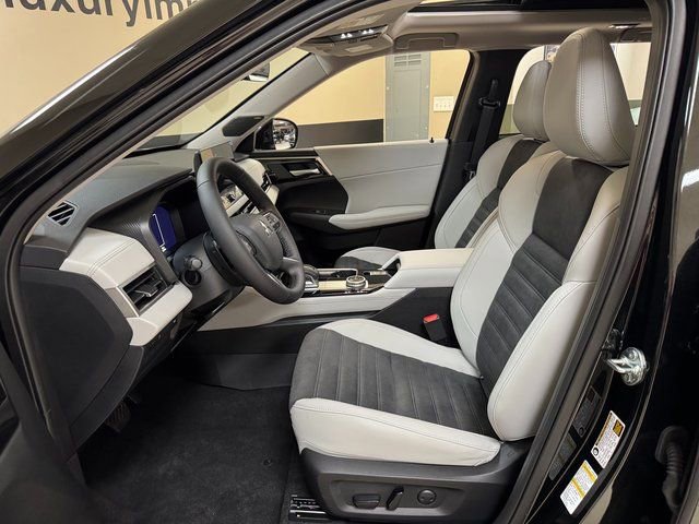 New 2026 Mitsubishi Outlander SE FWD image 8