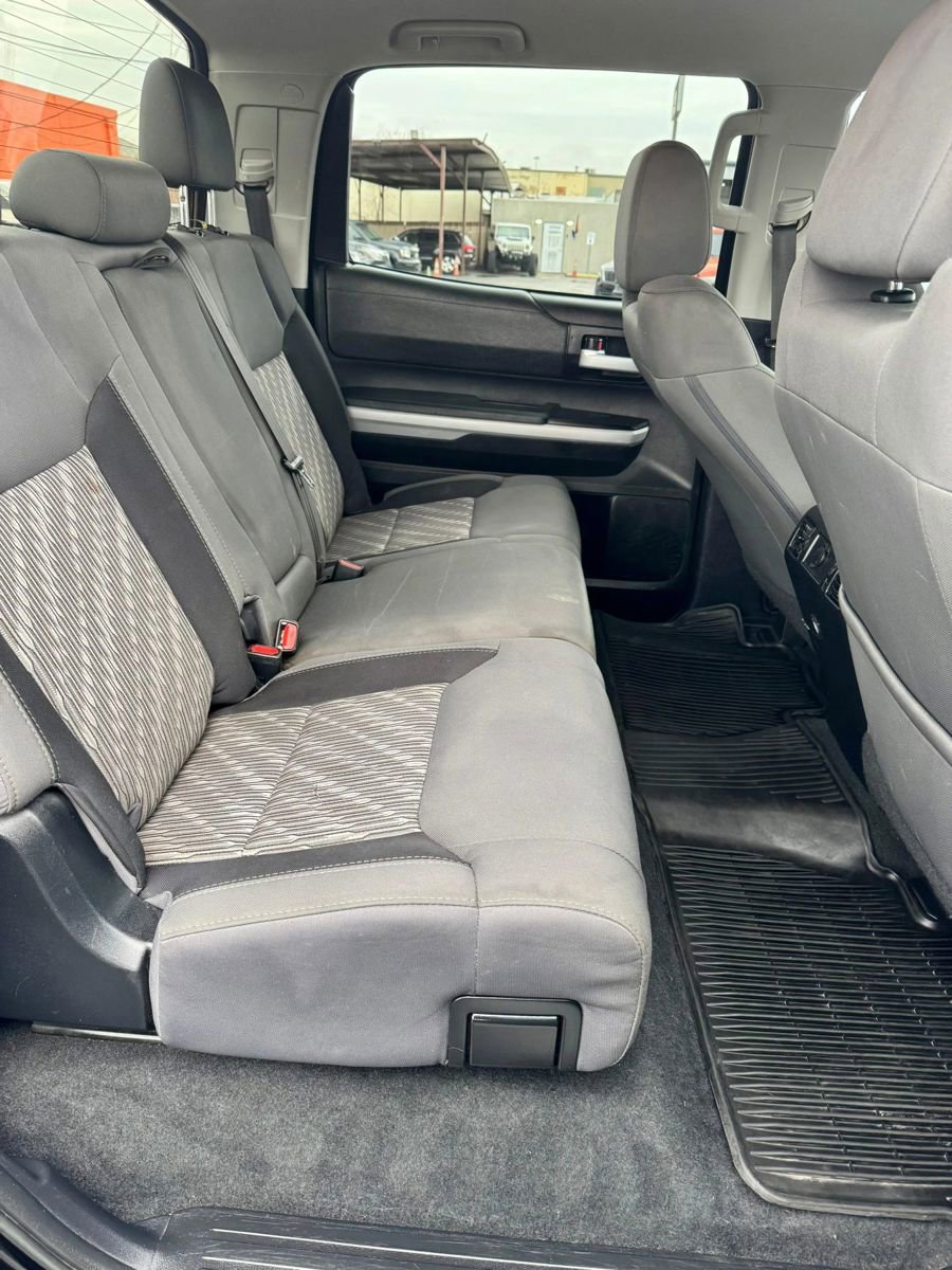 Used 2019 Toyota Tundra SR5 w/ SR5 Upgrade Package AWD/4WD image 9