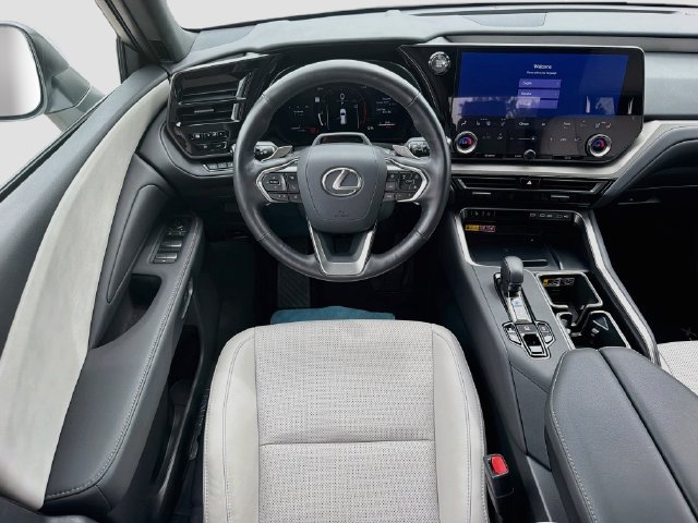 Used 2026 Lexus TX 350 AWD w/ Technology Package image 18