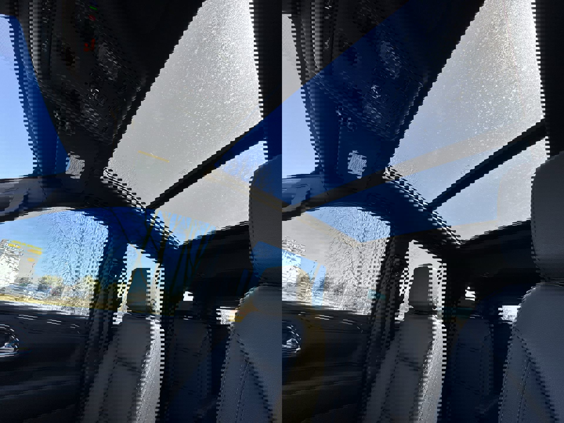 Certified 2024 Chevrolet Tahoe Z71 w/ Luxury Package image 22