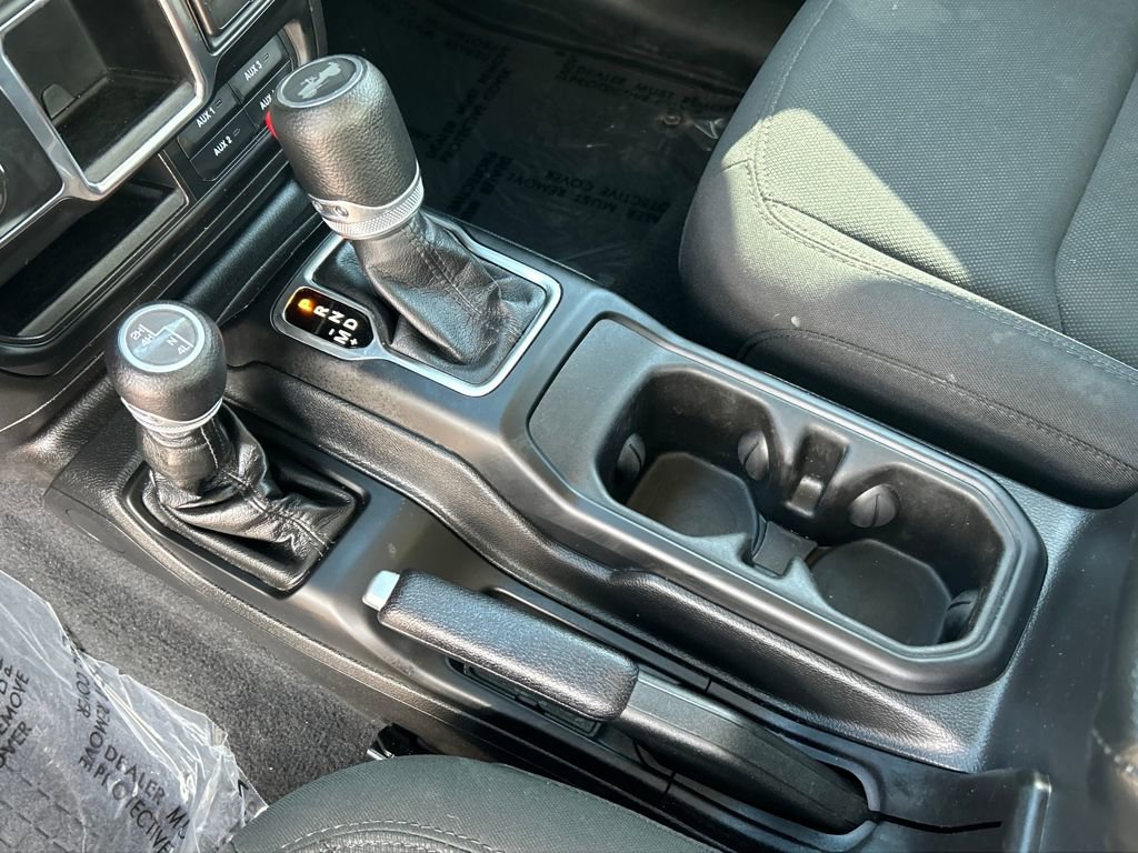 Used 2023 Jeep Wrangler Sport image 15