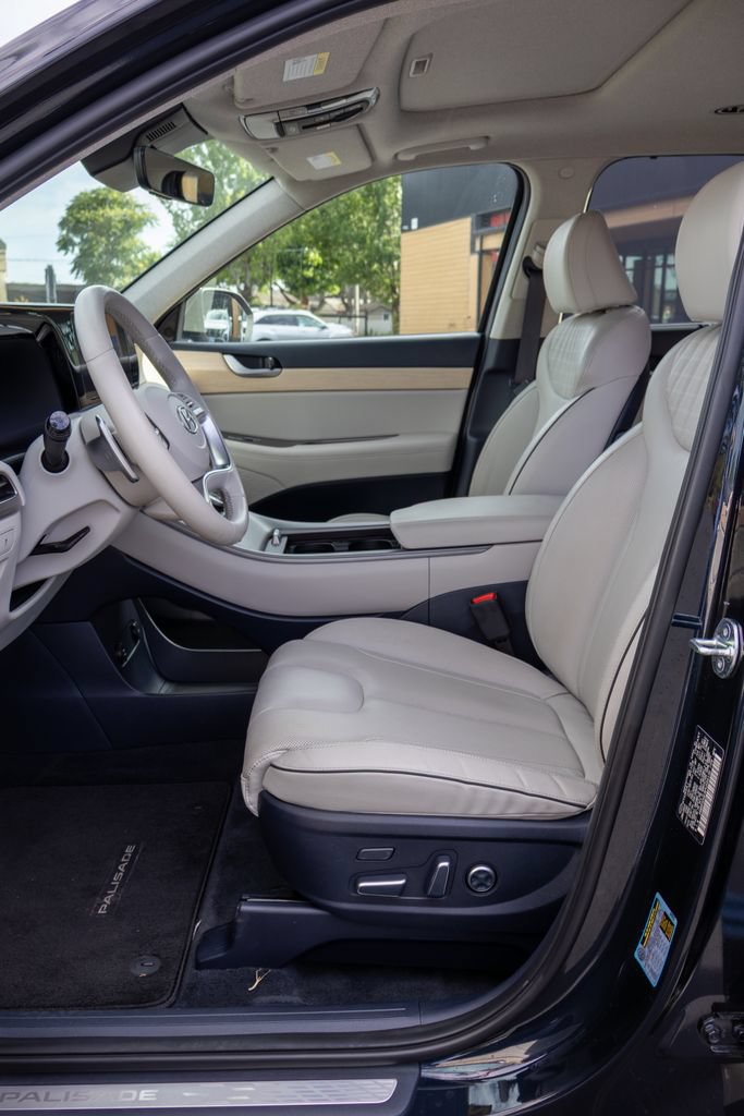 Used 2023 Hyundai Palisade Limited AWD/4WD image 15