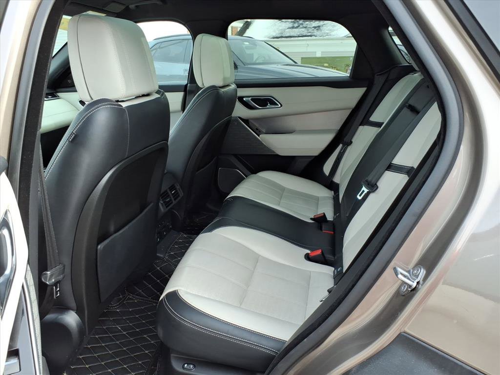 Used 2020 Land Rover Range Rover Velar R-Dynamic HSE image 12