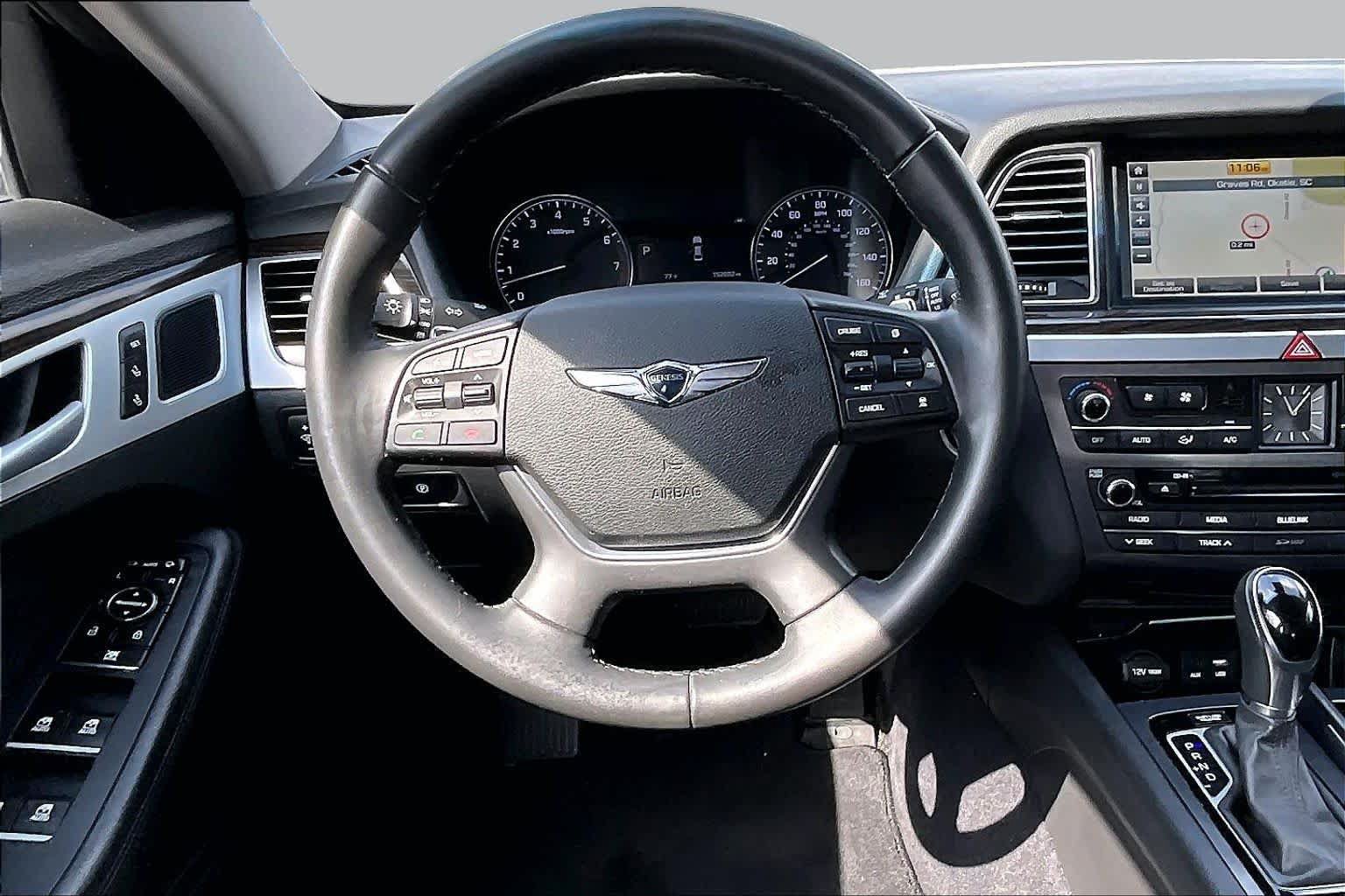 Used 2017 Genesis G80 3.8 RWD image 6