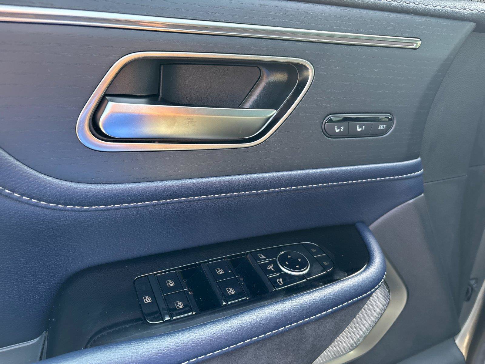 New 2027 INFINITI QX80 Sensory AWD/4WD image 14