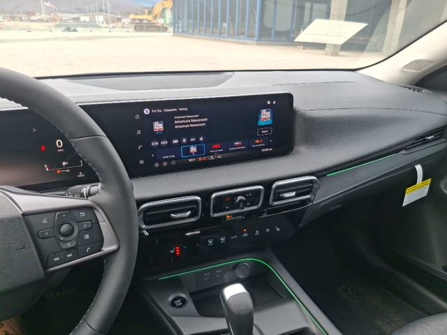 New 2026 Nissan Sentra SV image 17