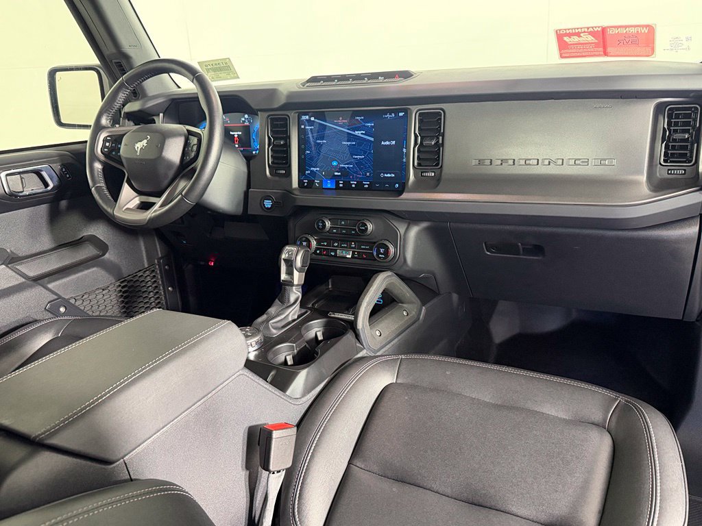 Used 2025 Ford Bronco Badlands AWD/4WD image 14