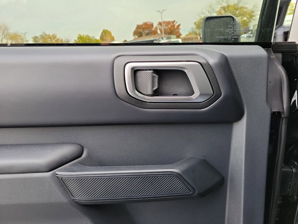 New 2025 Ford Bronco Outer Banks image 14