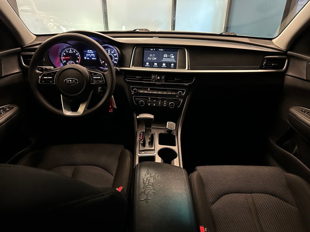 Used 2020 Kia Optima LX FWD image 9