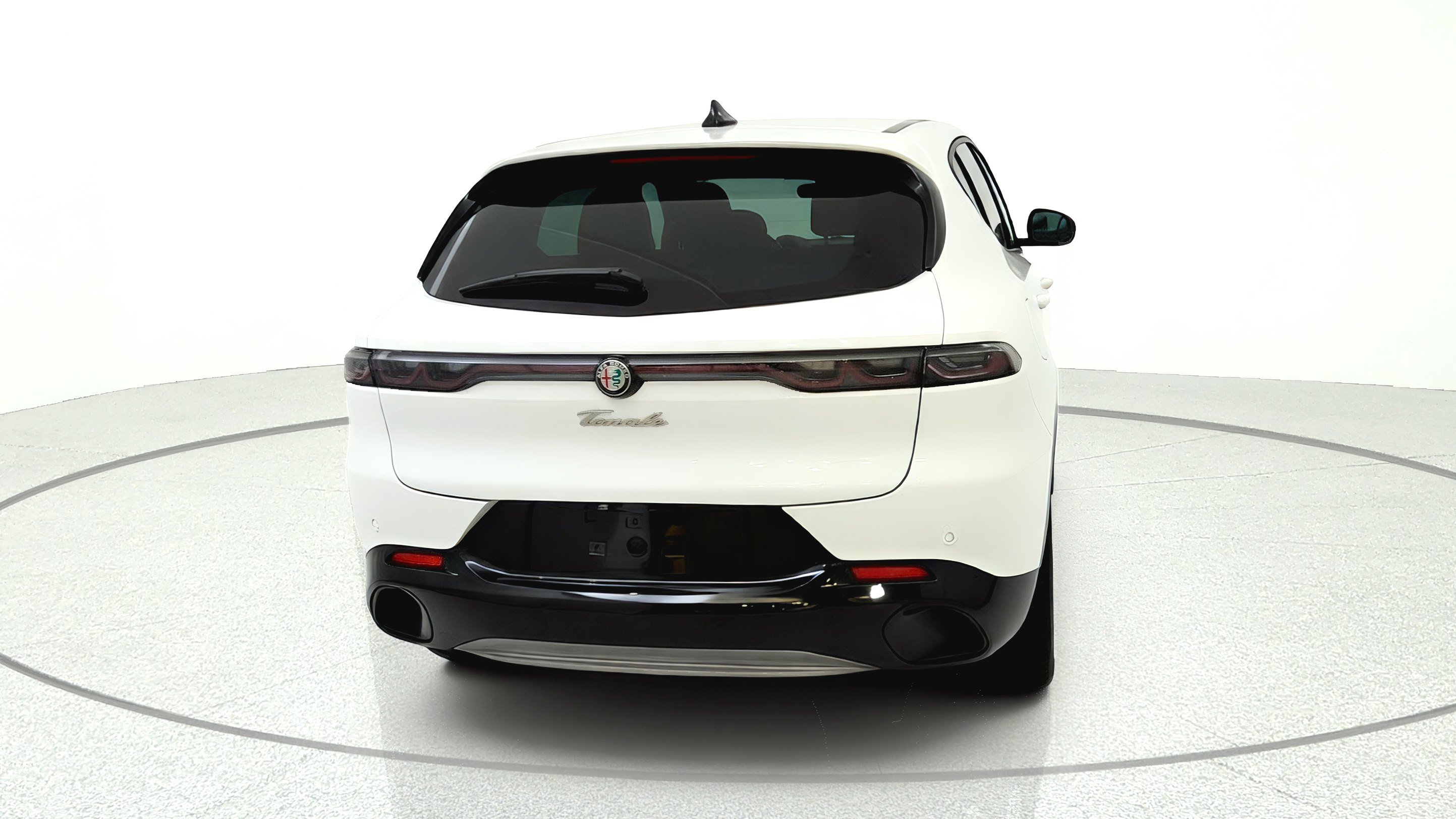 Used 2024 Alfa Romeo Tonale Ti w/ Active Assist Package AWD/4WD image 6