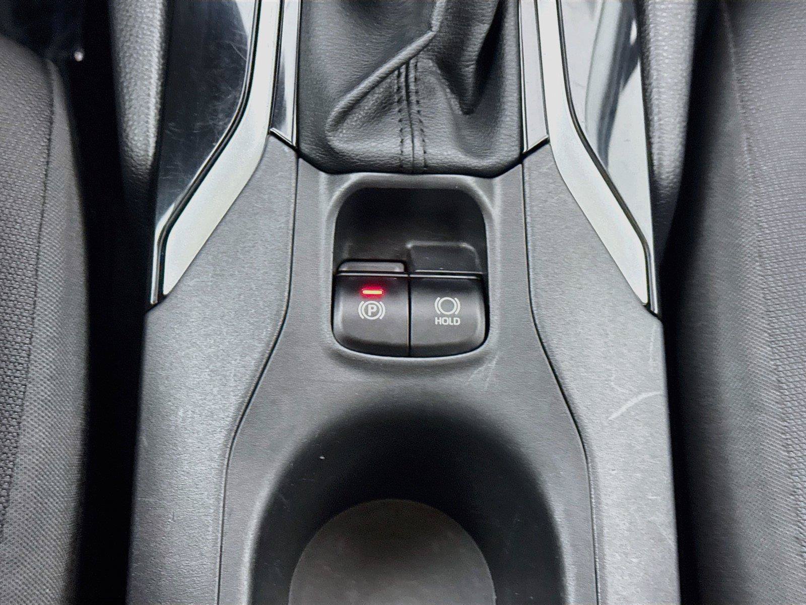 Used 2025 Toyota Corolla Cross LE w/ Moonroof Package AWD/4WD image 28