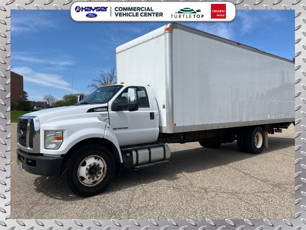 Used 2016 Ford F650 2WD Regular Cab Super Duty image 3