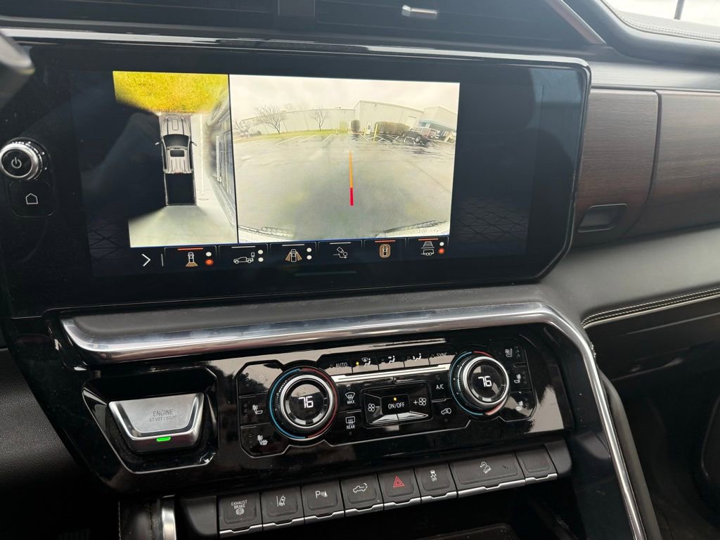 Used 2024 GMC Sierra 2500 Denali Ultimate w/ Snow Plow Prep/Camper Package image 19