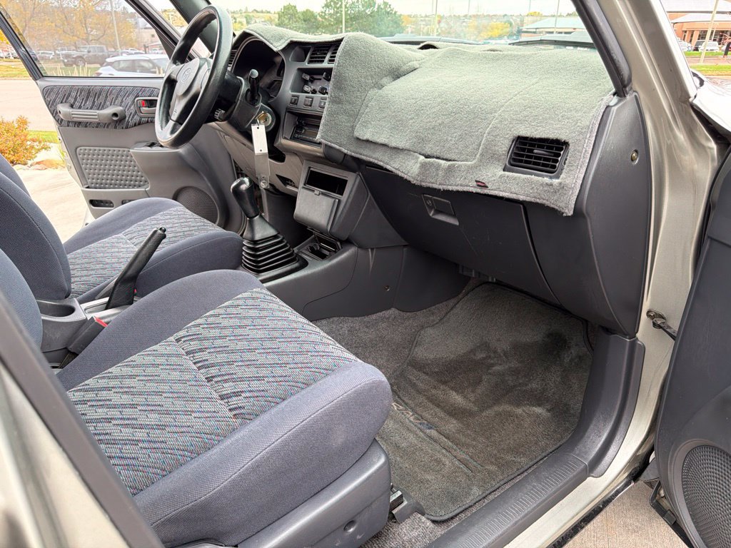 Used 1999 Toyota RAV4 4WD 4-Door image 27