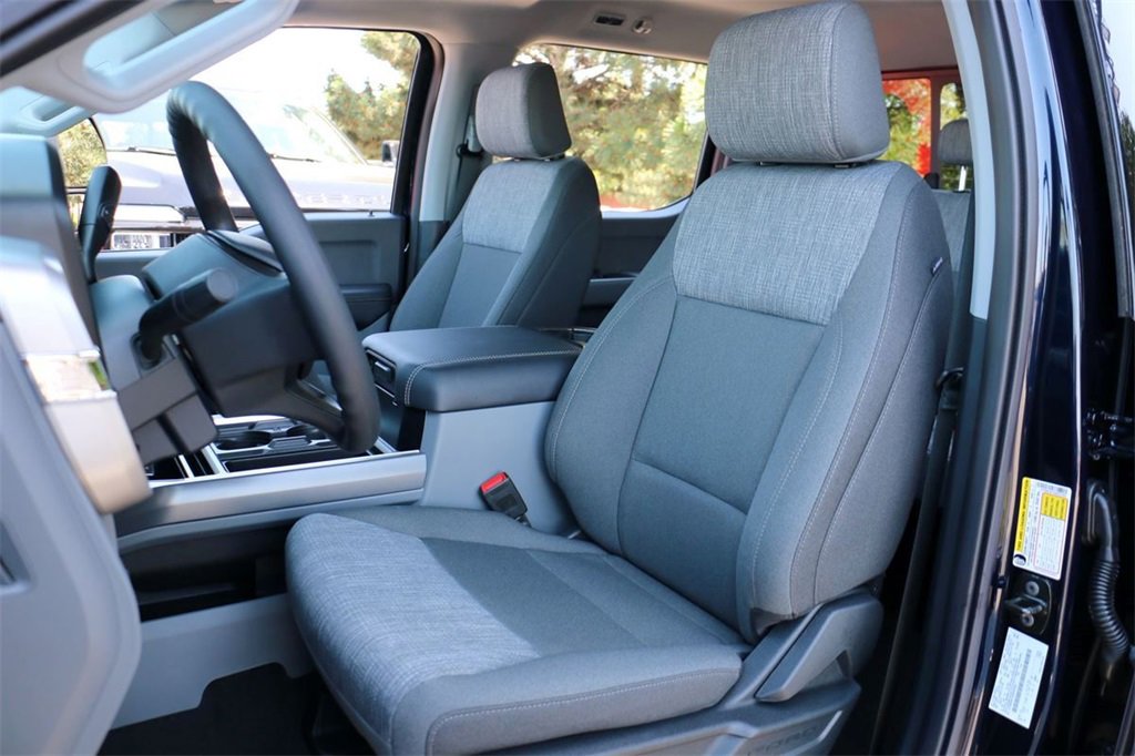 New 2025 Ford F250 XLT w/ 360-Degree Camera Package image 18