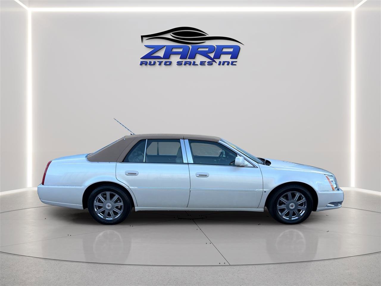 Used 2007 Cadillac DTS Luxury II image 8