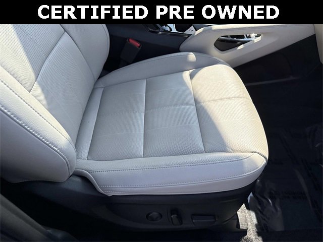 Used 2023 Kia Telluride EX w/ EX Captain's Chair Package image 10