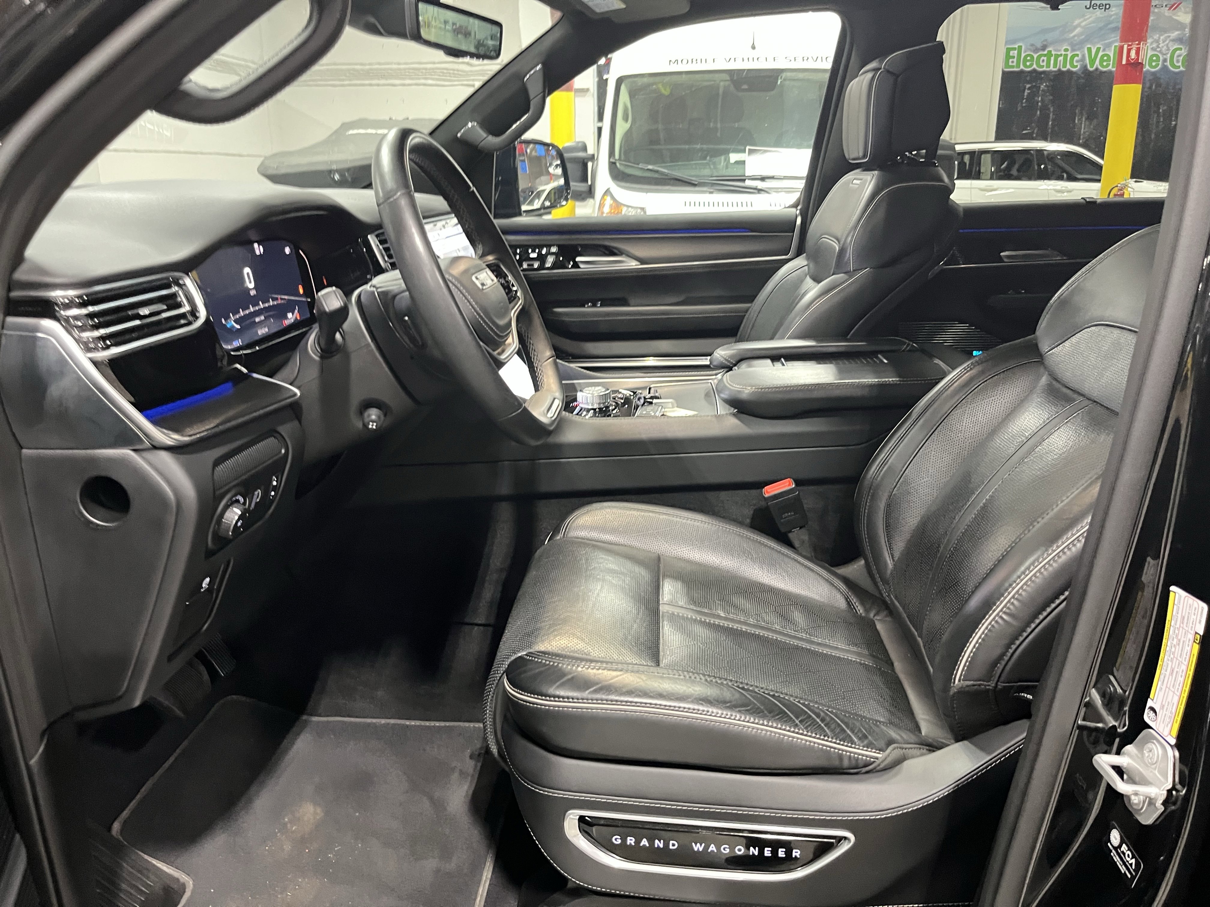 Used 2024 Jeep Grand Wagoneer L Series II w/ Quick Order Packagew 28T image 10