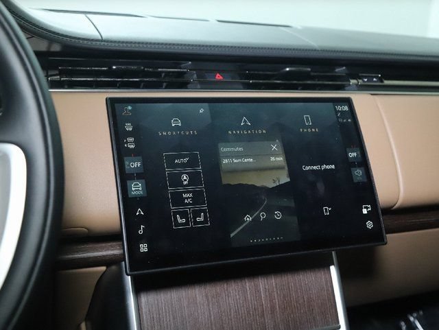 Used 2025 Land Rover Range Rover SE AWD/4WD image 24