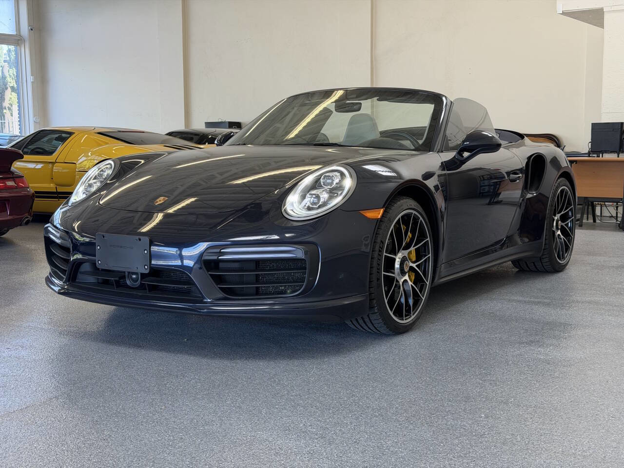 Used 2019 Porsche 911 Turbo S image 5