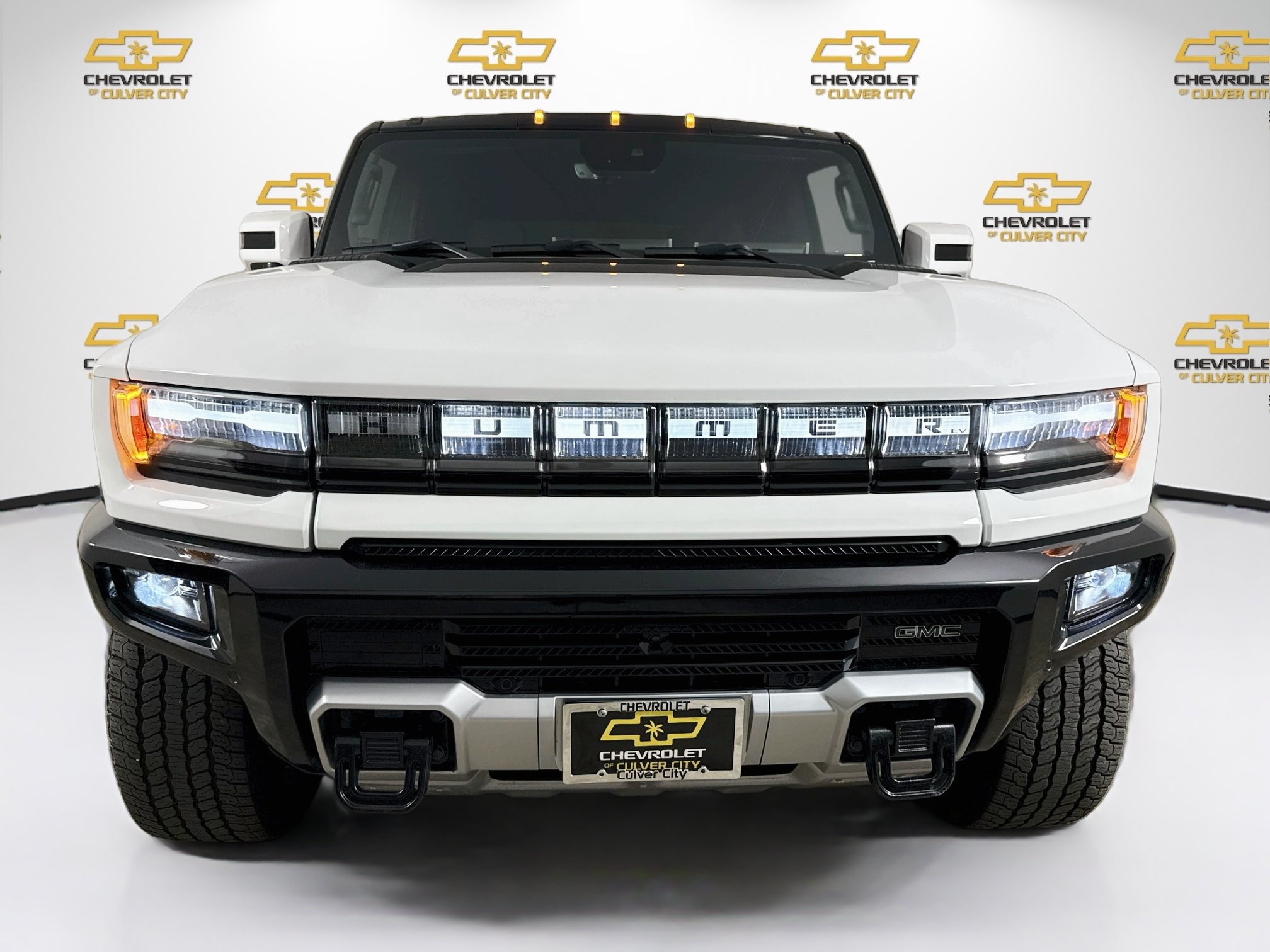 Used 2025 GMC Hummer EV 2X AWD/4WD image 2