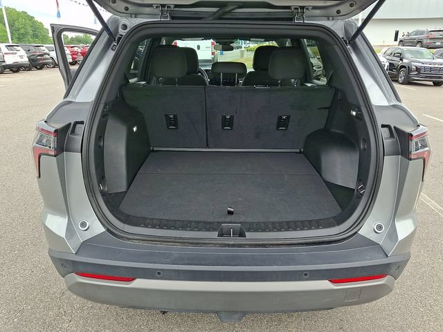 Used 2026 Chevrolet Equinox LT FWD image 29
