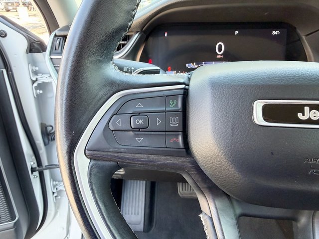 Used 2021 Jeep Grand Cherokee L Limited w/ Luxury Tech Group II image 11