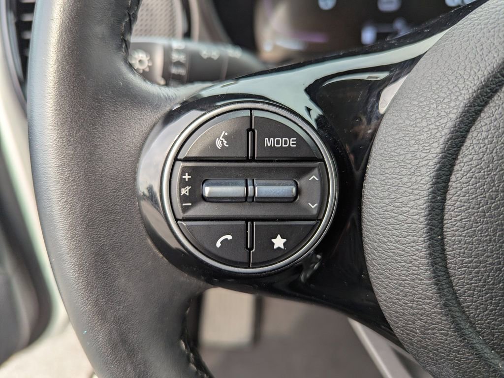 Used 2023 Kia Soul EX image 24