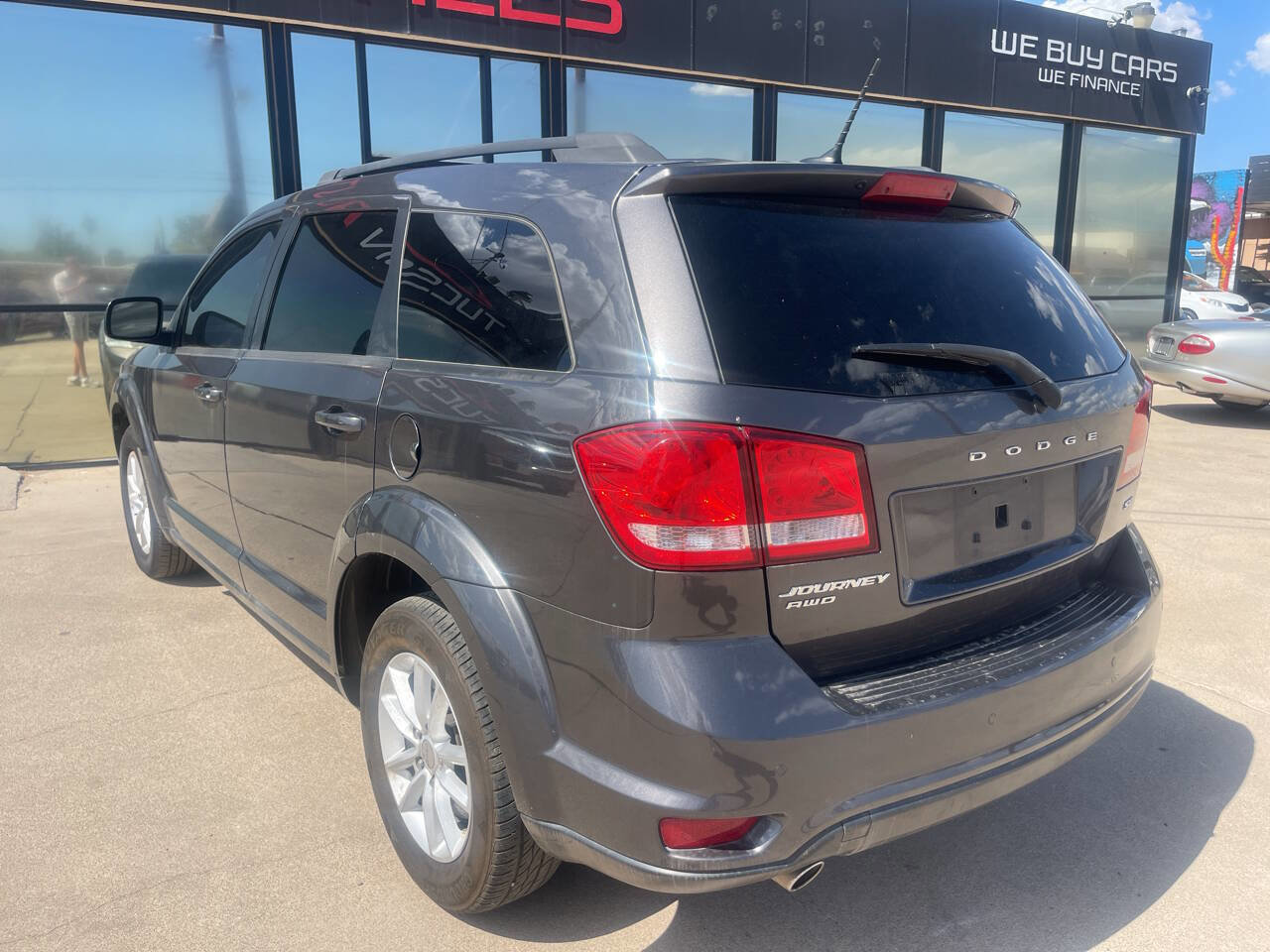 Used 2017 Dodge Journey SXT w/ Comfort/Convenience Group image 6