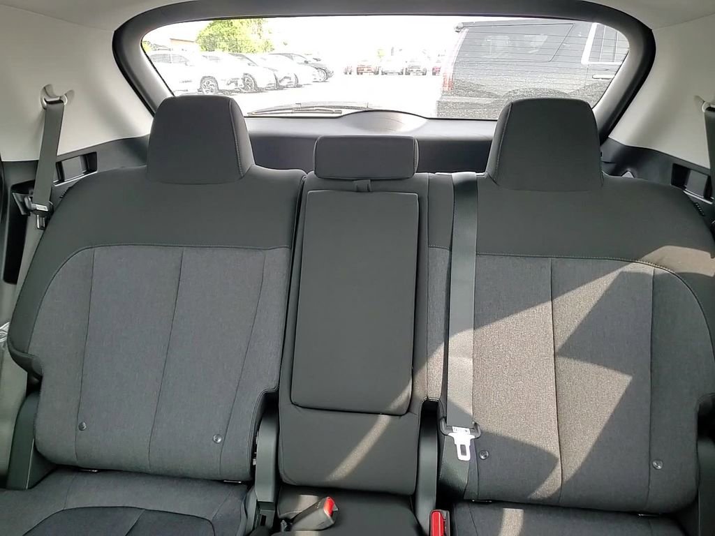 New 2025 Hyundai Ioniq 5 SE image 24