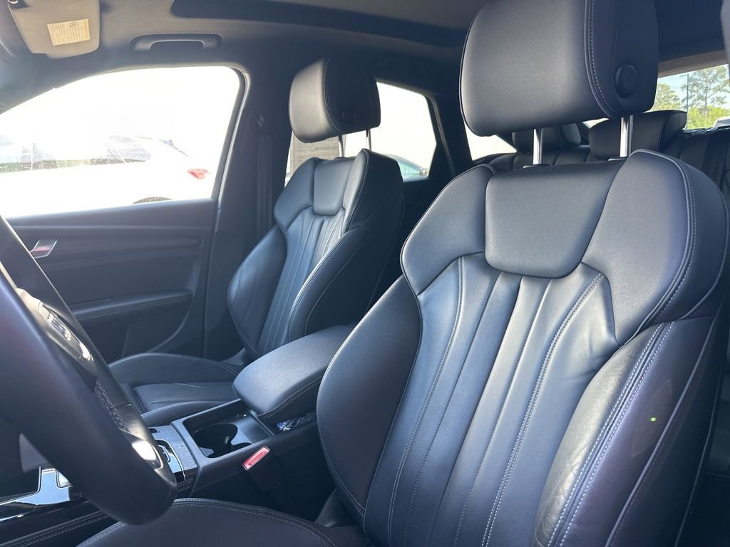 Used 2023 Audi Q5 2.0T Premium Plus w/ Premium Plus Package image 12