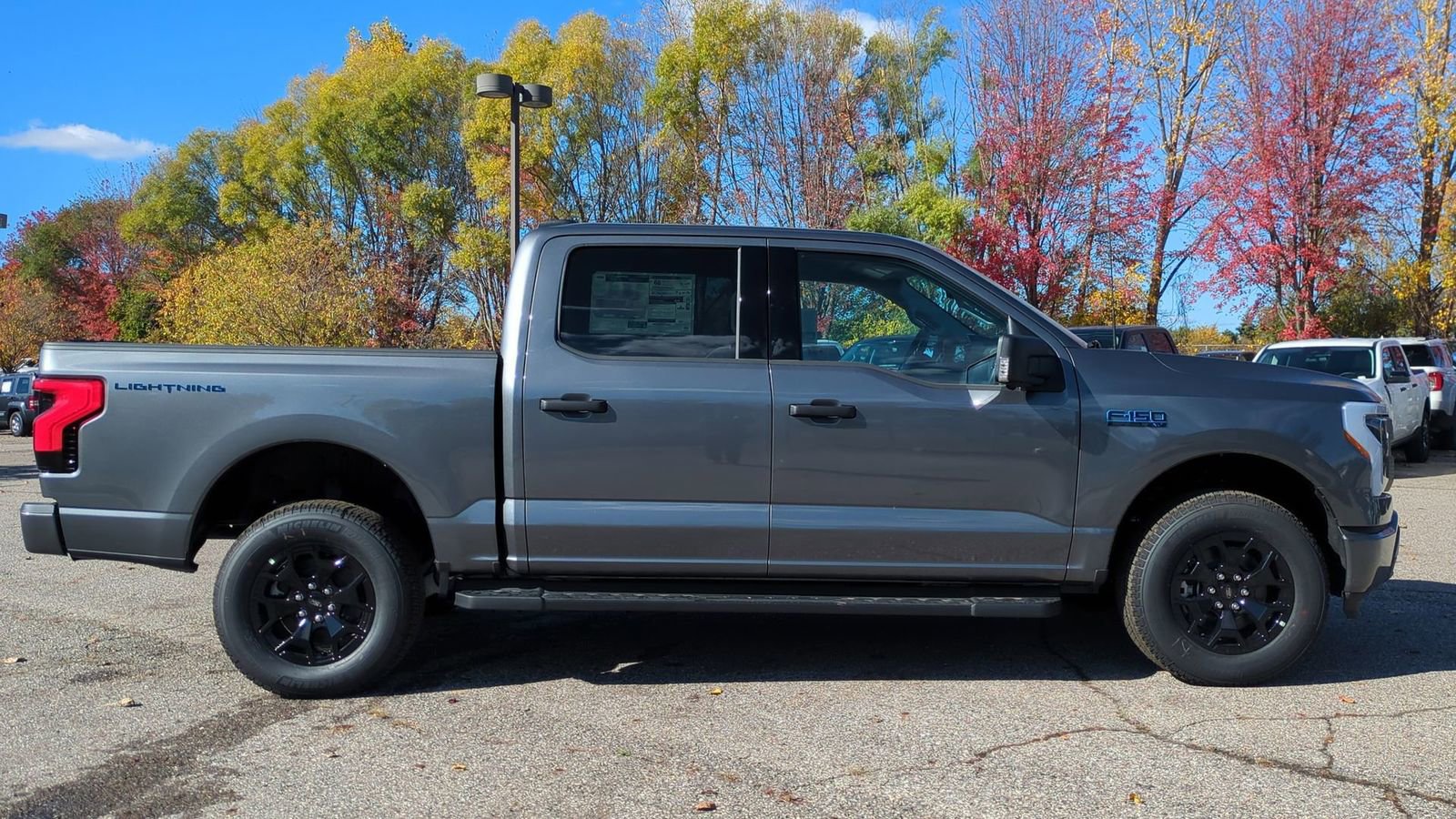 New 2025 Ford F150 Lightning XLT image 7