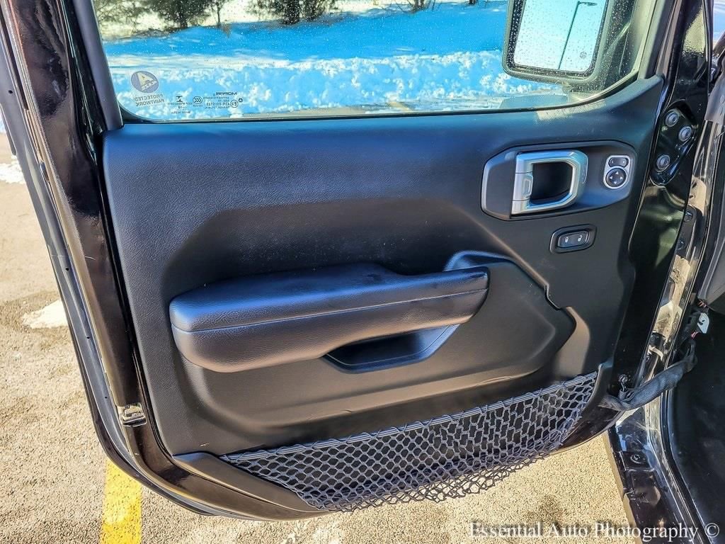 Used 2018 Jeep Wrangler Unlimited Sport S image 23