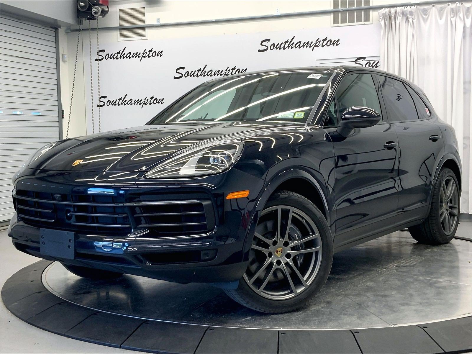 Certified 2023 Porsche Cayenne Platinum Edition
