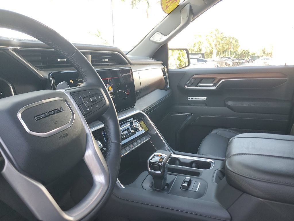 Certified 2023 GMC Sierra 1500 Denali w/ Denali Reserve Package AWD/4WD image 23