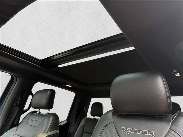 Used 2018 Ford F150 Raptor w/ Equipment Group 802A Luxury AWD/4WD image 22