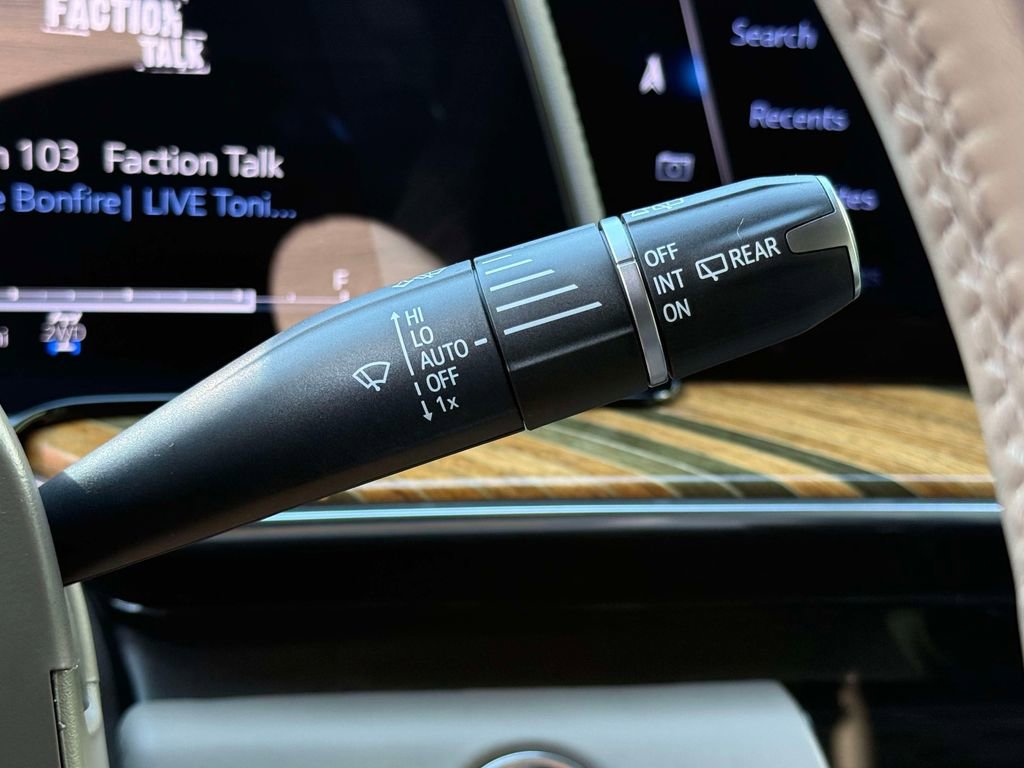 Used 2023 Cadillac Escalade Sport Platinum image 33