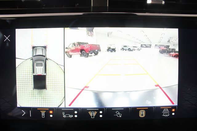 Used 2025 GMC Sierra 1500 AT4 w/ AT4 Premium Package image 4