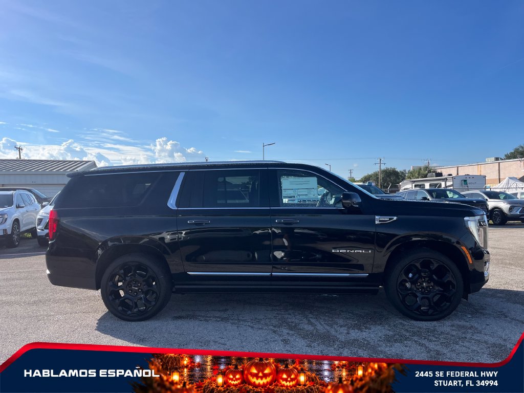 New 2027 GMC Yukon XL Denali w/ Denali Reserve Package AWD/4WD image 8