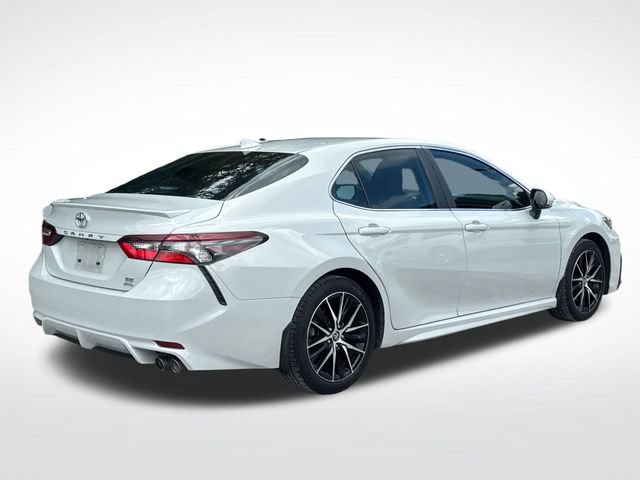 Used 2022 Toyota Camry SE AWD/4WD image 6