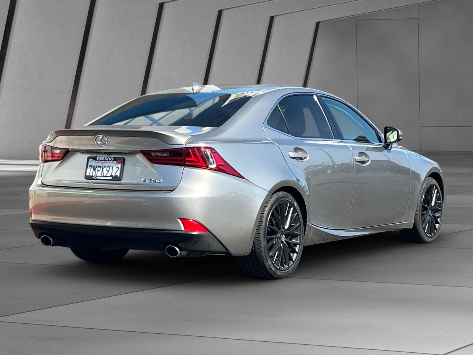 Used 2015 Lexus IS 250 w/ Navigation System Package RWD image 4