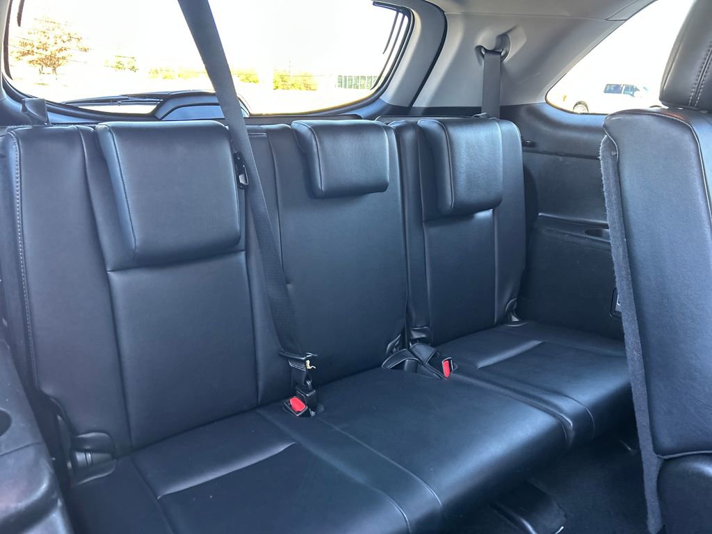 Used 2019 Toyota Highlander XLE image 29