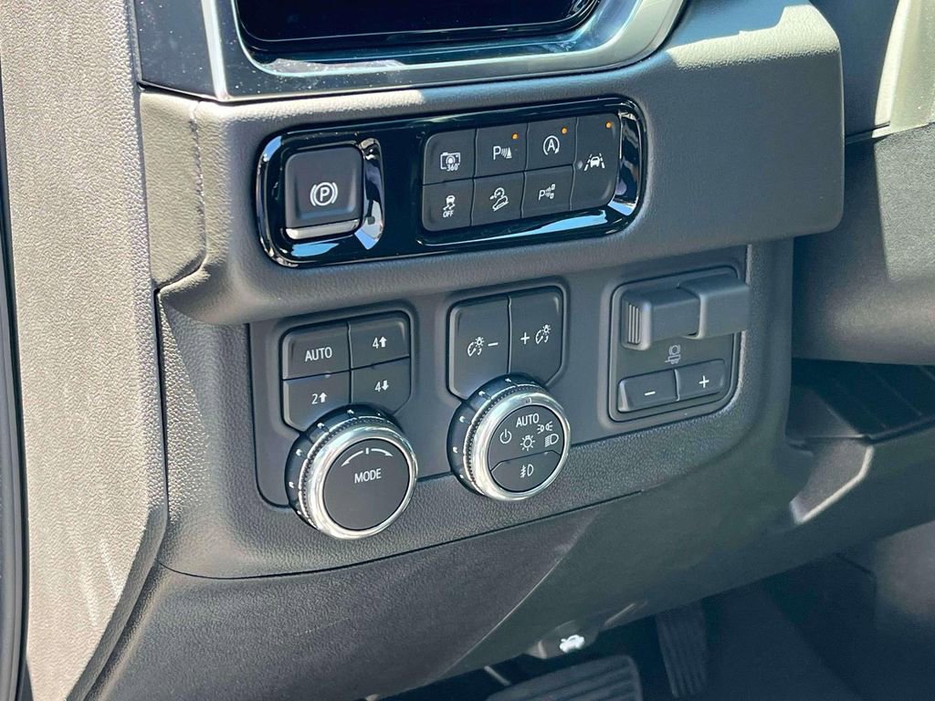 New 2026 GMC Yukon Elevation w/ Elevation Premium Package AWD/4WD image 27