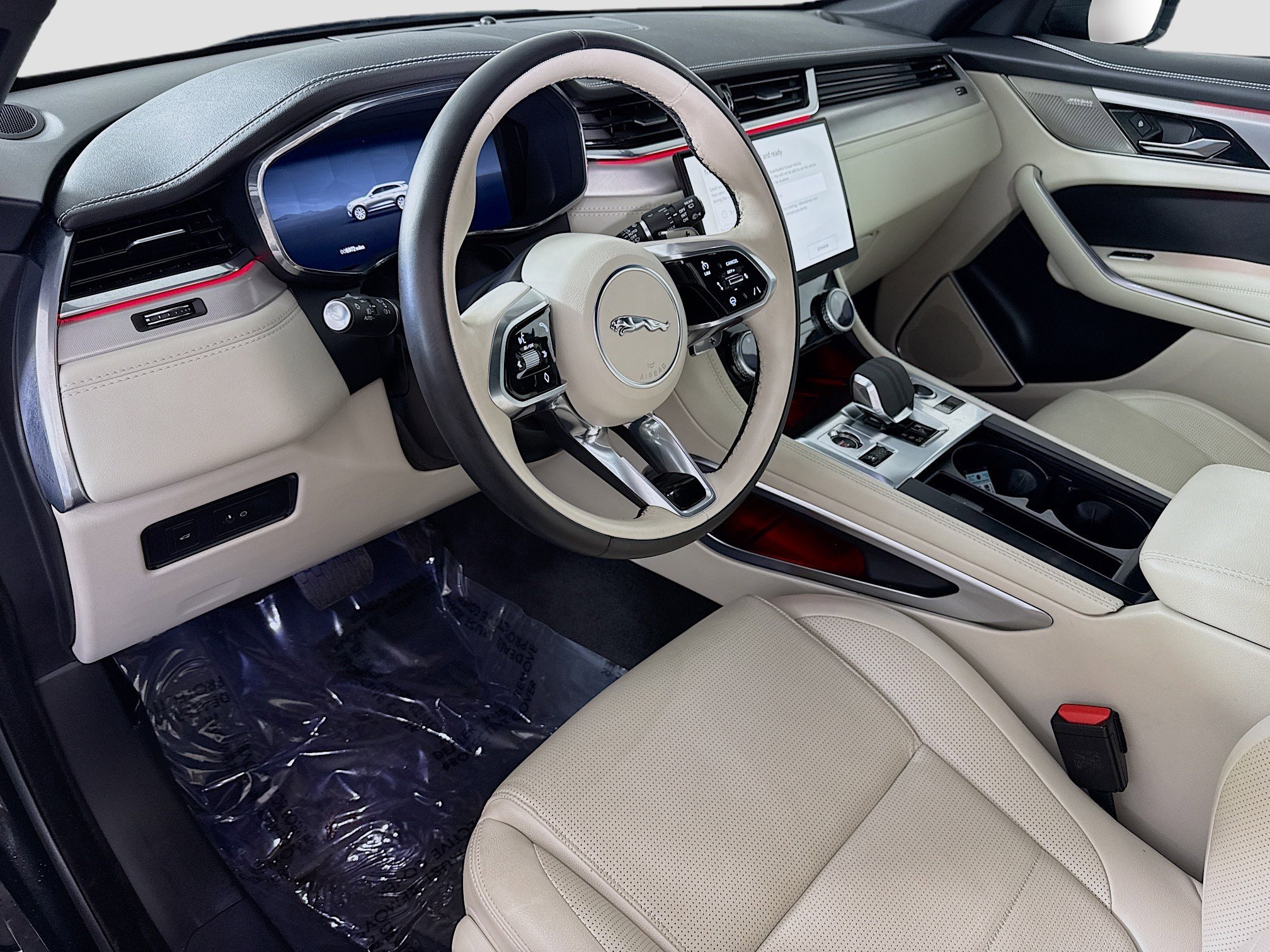 Used 2024 Jaguar F-PACE R-Dynamic S image 23