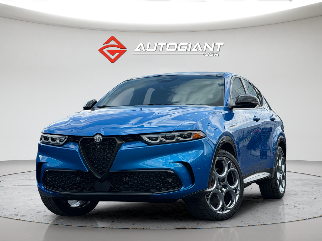 Used 2024 Alfa Romeo Tonale Veloce AWD/4WD image 14
