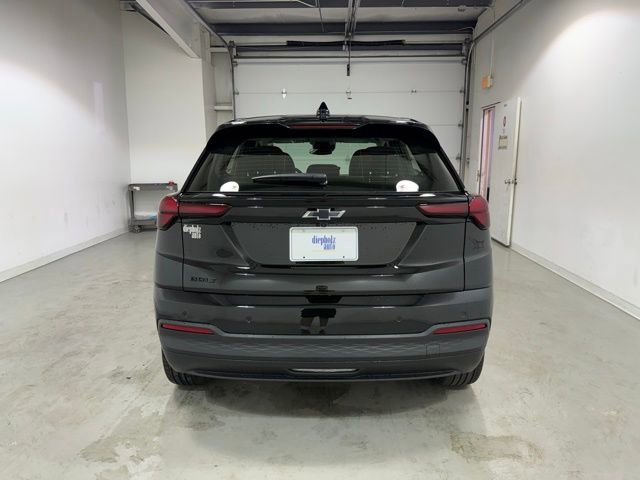 New 2027 Chevrolet Bolt LT FWD image 6