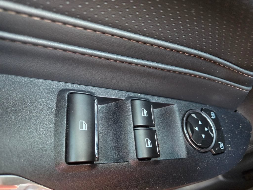 Used 2025 Ford Mustang Premium RWD image 20