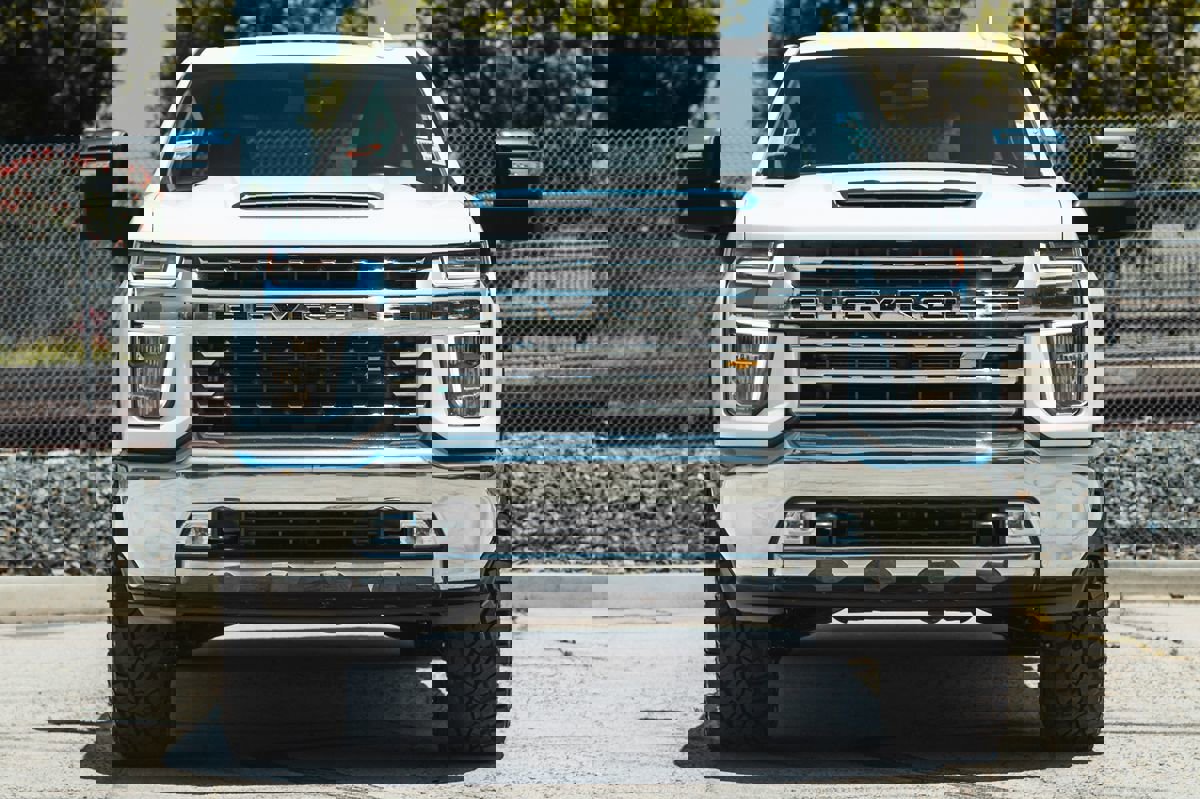 Used 2023 Chevrolet Silverado 2500 LTZ image 4