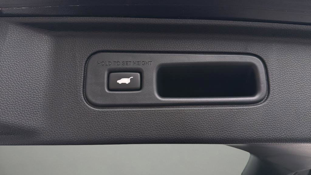 Used 2025 Honda Pilot EX-L image 22