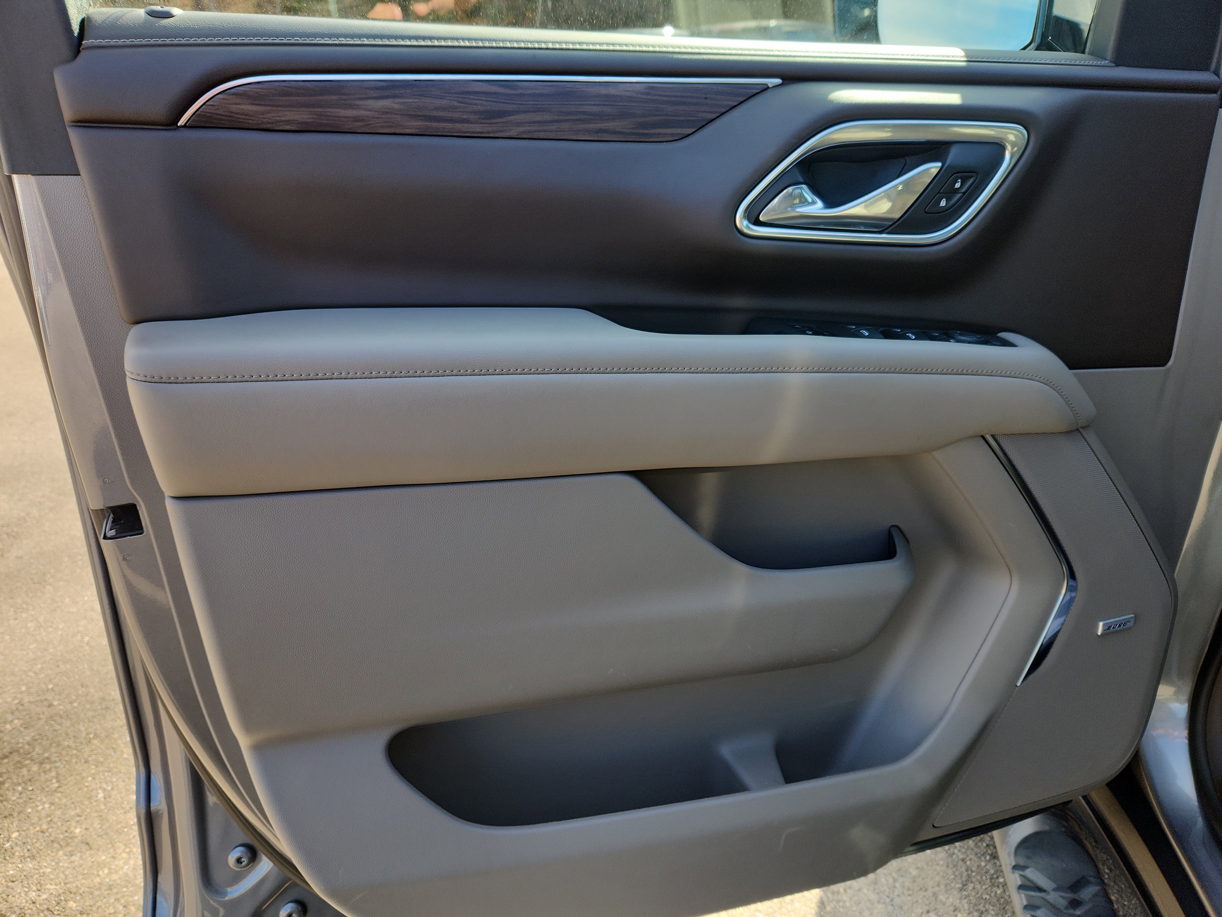 Used 2021 Chevrolet Tahoe Z71 w/ Z71 Signature Package image 21